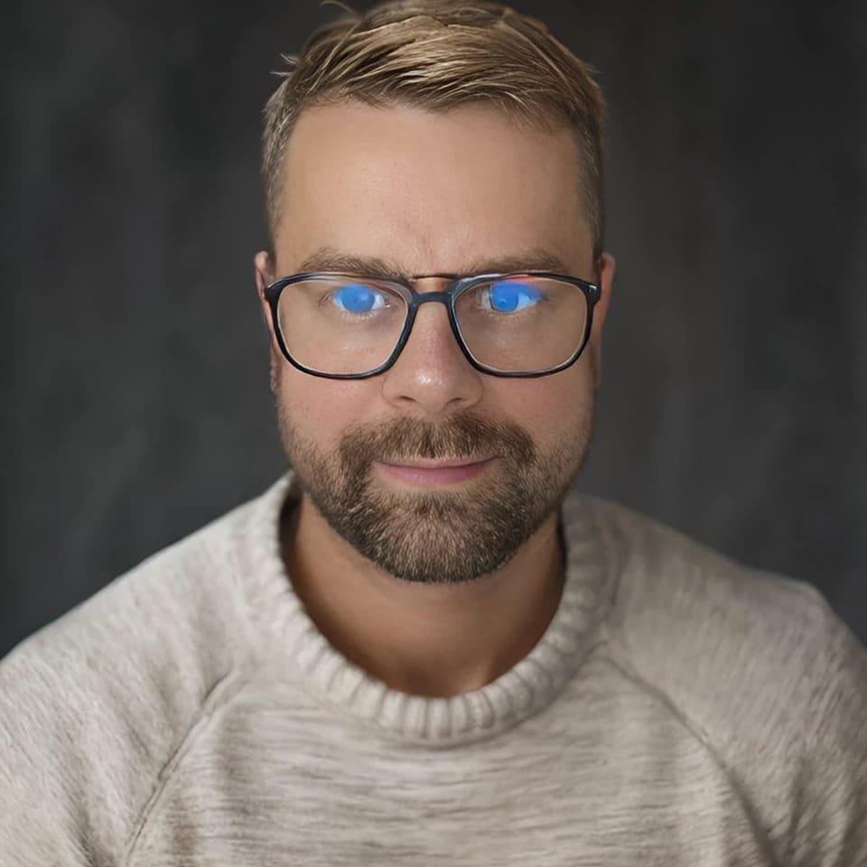 Linas, the designer behind Aquireef