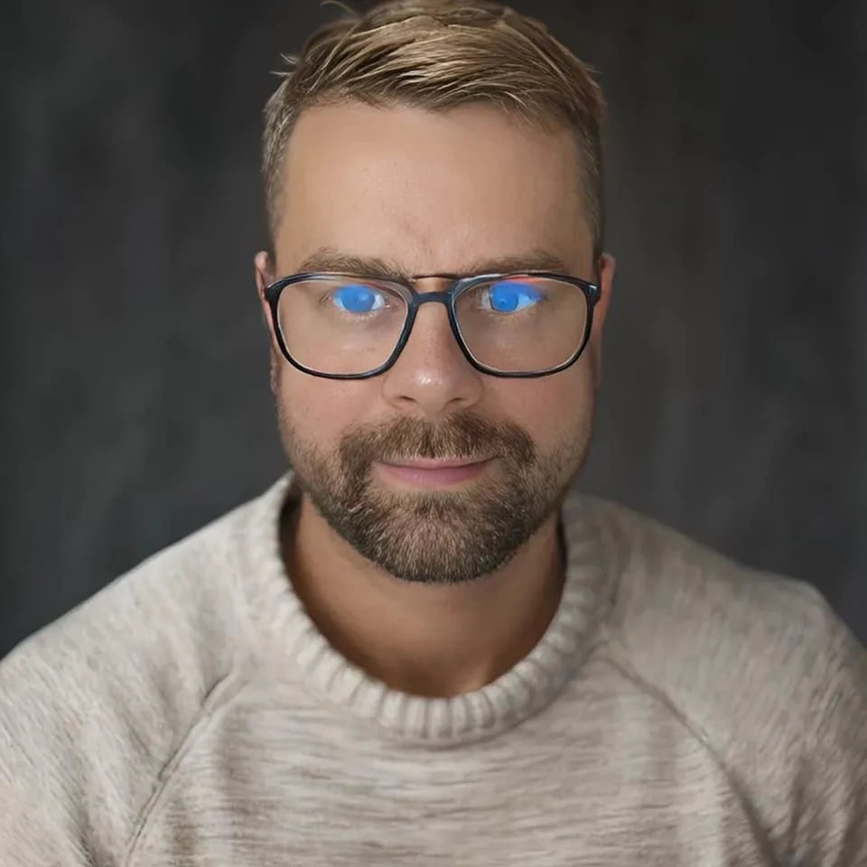Linas, the designer behind Aquireef
